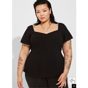 Torrid Peplum Challis Sweetheart Flutter Sleeve Top (Size 5)